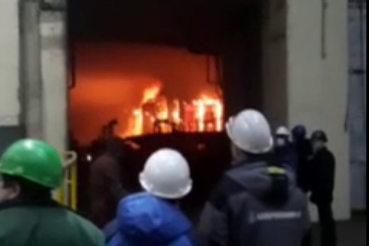 Завод загорелся в Кемерове