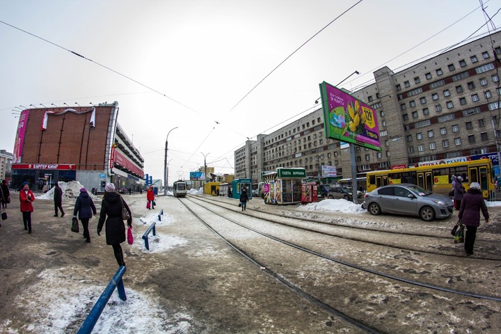 Горсовет Новосибирска отказался отдать запланированные на пиар деньги на ремонт трамвайных путей