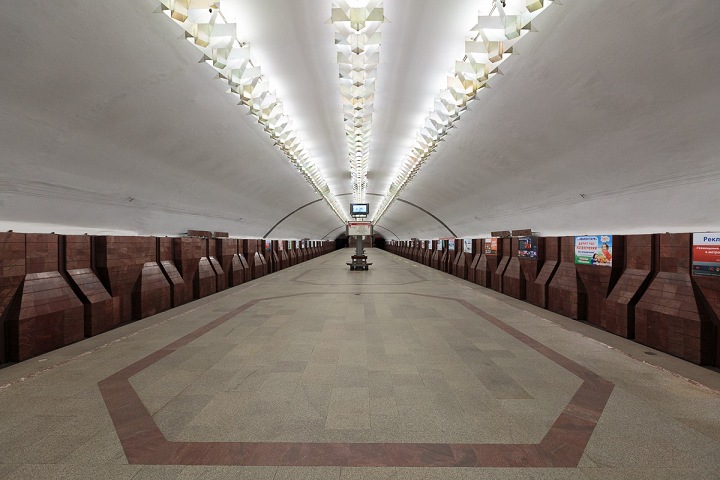 Власти начали проверку из-за сообщения о минировании метро в Новосибирске