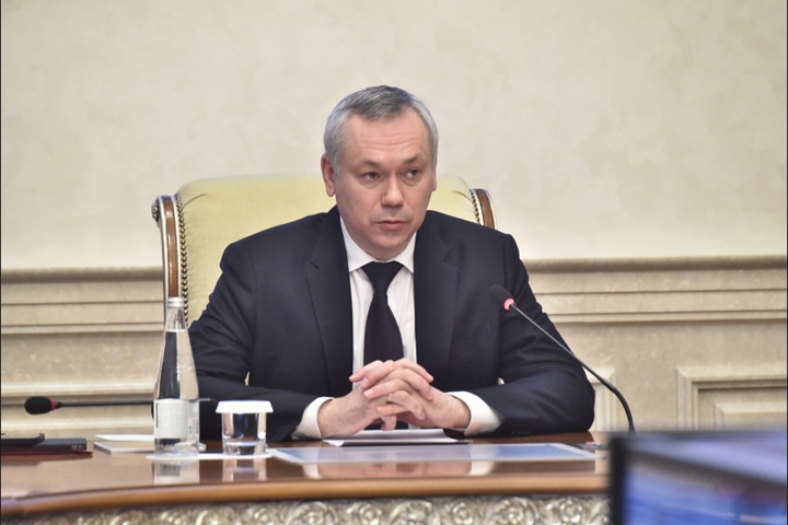 Травников улучшил позиции в итоговом рейтинге губернаторов за 2021 год
