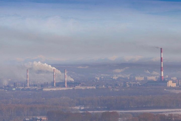 Опасное загрязнение воздуха отмечено в Новосибирске, Новокузнецке и Томске