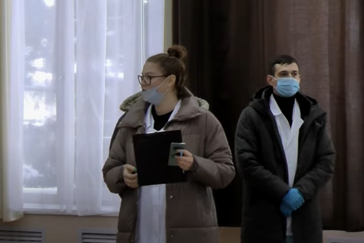 Новосибирский минздрав отрицает выезд психиатров к оппозиционному депутату