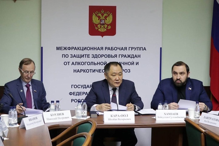 Экс-глава Тувы рассказал о «протекторате» России над ДНР и ЛНР