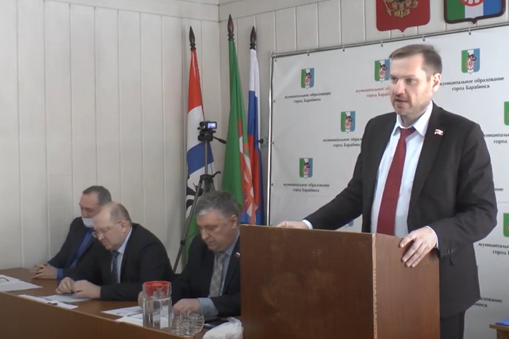 Барабинские депутаты проголосовали за лишение себя возможности задать вопросы мэру