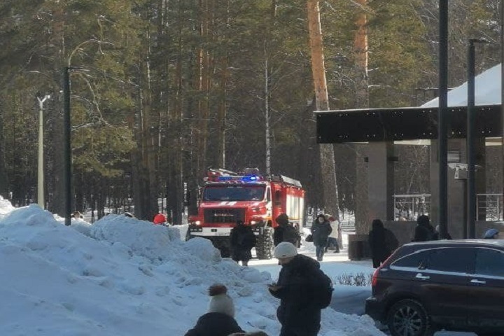 Новосибирский госуниверситет и гимназию в Академгородке эвакуировали из-за «минирования»