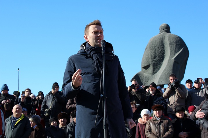 Гособвинение потребовало 13 лет для Алексея Навального