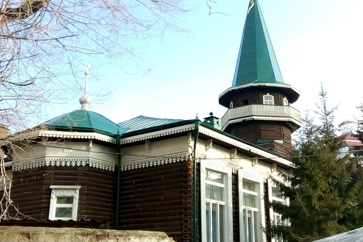 Мусульманскую общину в Новосибирске выселяют из памятника-мечети