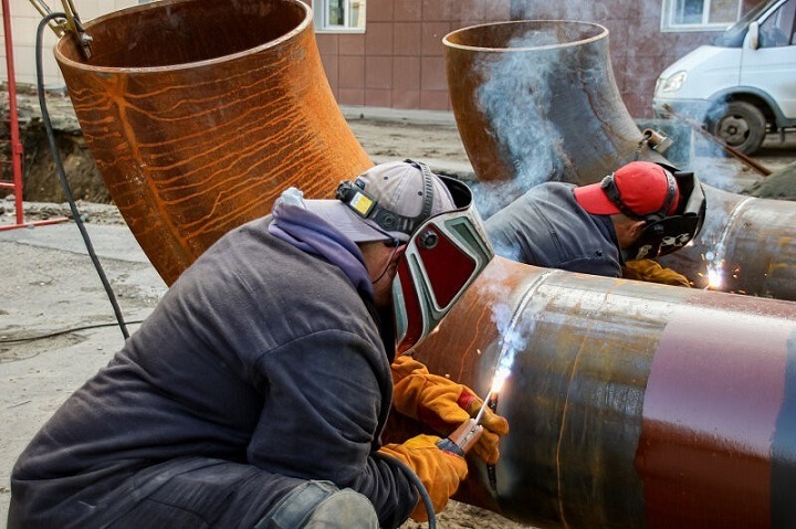 СГК получила треть комплектующих для капремонта теплосетей Новосибирска