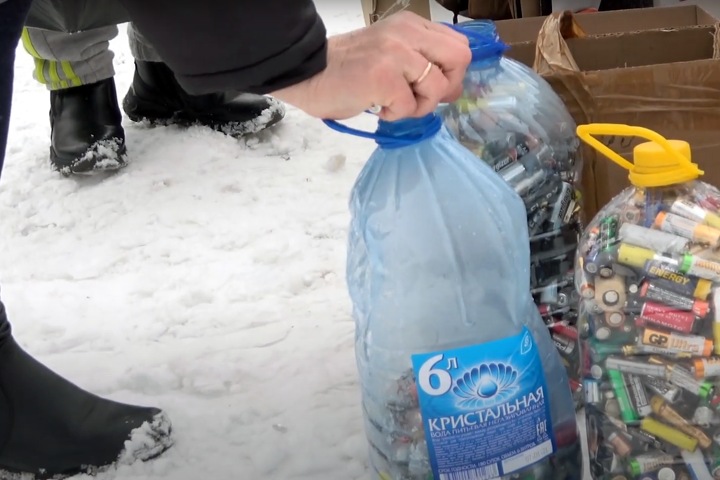 Как новосибирцы разделяют мусор: «Это вообще жесть». Видео