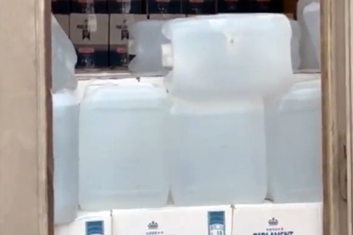 Новосибирцы организовали производство и поставки нелегальной водки по Сибири