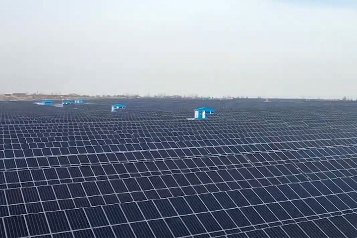 Две солнечные электростанции запущены в Чите