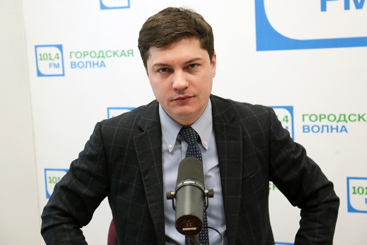 Новосибирский вице-мэр Скатов не проходит подозреваемым по делу о клевете после письма единоросса Савельева