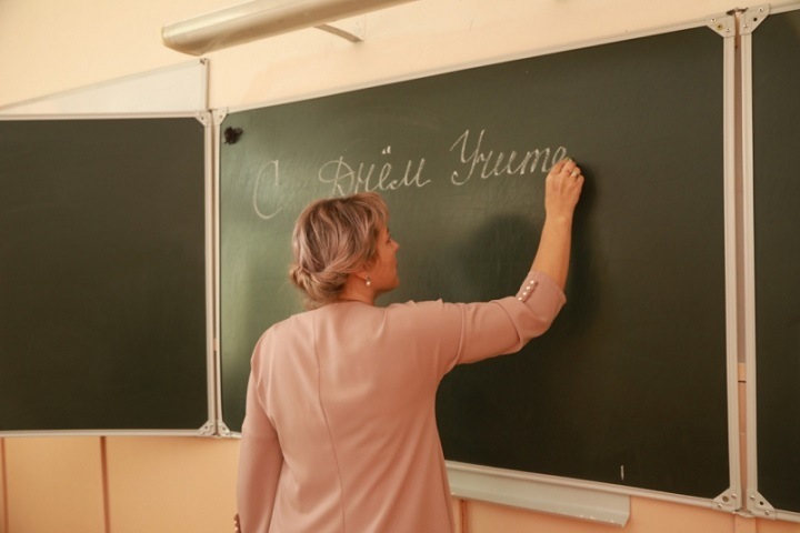Томских учительниц хотят отправить в «ЛНР», «ДНР» и Запорожье. Не все из них согласны
