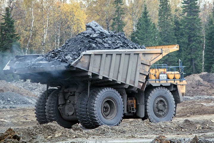 Уголь дорожает для населения Сибири. Дрова в части регионов резко подскочили в цене