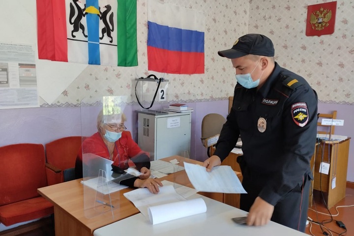 Явка на довыборах в новосибирское заксобрание превысила 10% в будний день
