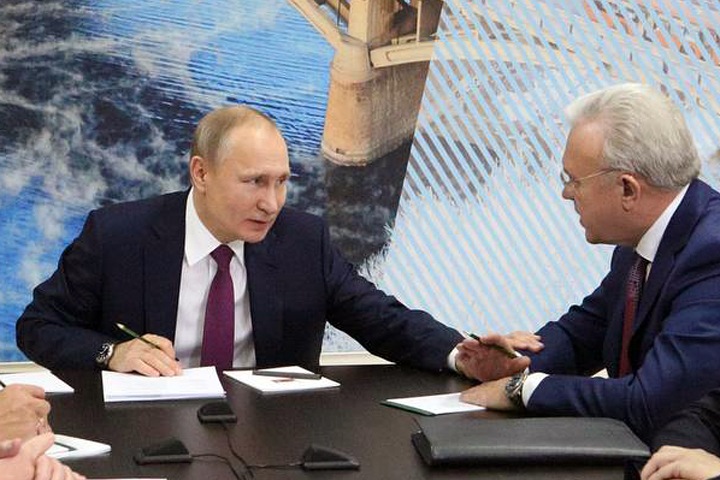 Как сибирские губернаторы выразили лояльность 70-летнему Путину