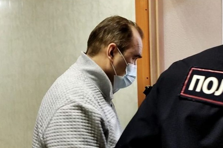 Бывшего прокурора Новосибирской области оставили под стражей