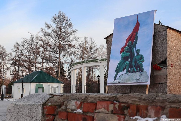 СК проверяет снос памятника борцам революции в Иркутске