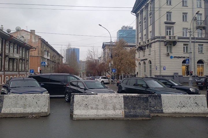 Общественник обратился в Генпрокуратуру из-за перекрытия улицы Ленина в Новосибирске
