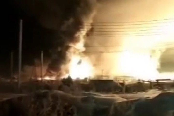 Семь человек пострадали при пожаре на нефтегазовом месторождении в Приангарье