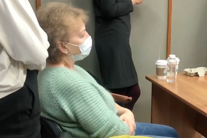 Экс-глава минздрава Иркутской области осуждена за мошенничество при закупке масок почти на 100 млн