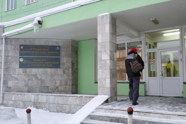 Власти открыли только 4 из 62 запланированных объектов здравоохранения в Омской области