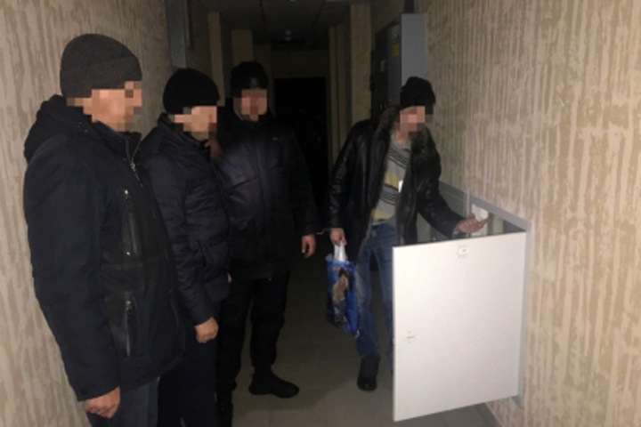 Бывший муж задушил жительницу Барнаула из-за квартиры и похоронил на крыше