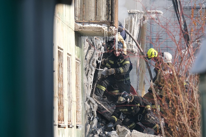 Двенадцать человек погибли при взрыве в Новосибирске