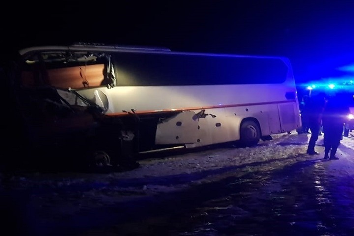 Два человека погибли в ДТП с автобусом сообщением Новосибирск-Семипалатинск в Алтайском крае