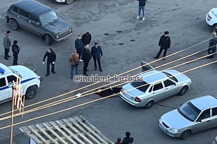 Бизнесмена расстреляли на улице в Кузбассе