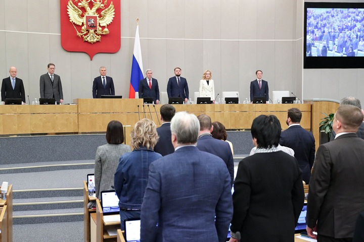 Кто из сибирских депутатов Госдумы решил поражать военнообязанных россиян в правах