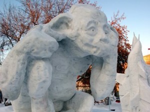 Сибирский фестиваль снежной скульптуры в этом году посвящен 115-летию Новосибирска