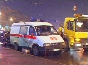 Из-за провала асфальта в Новосибирске пострадали пять человек