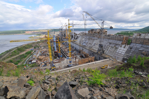 Строительство Богучанской ГЭС идет с отставанием от графика