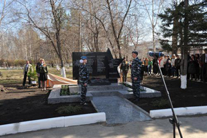 Памятник студентам и сотрудникам аграрного вуза открылся в Новосибирске