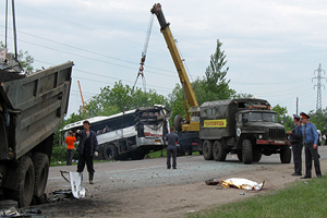 Семилетний пассажир автобуса, в который врезался «КамАЗ», прооперирован в Омске