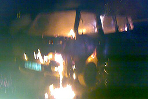 Микроавтобус Kia Besta и автобус ПАЗ горели в Иркутске, пострадавших нет